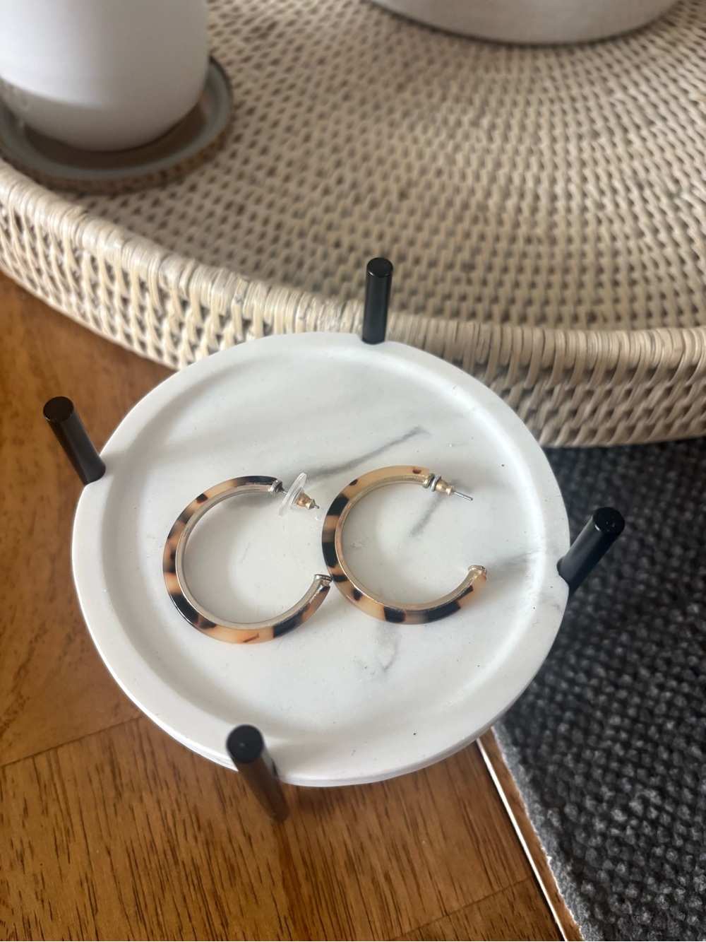 LOFT Tortoiseshell Hoop Earrings - Black and Brown Pattern
